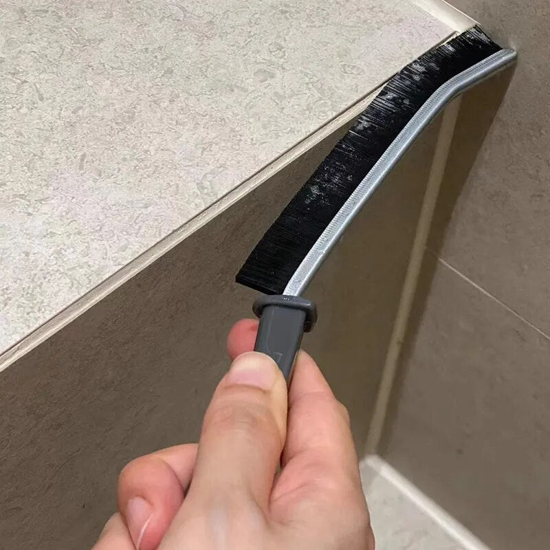 CREVICE CLEANING BRUSH