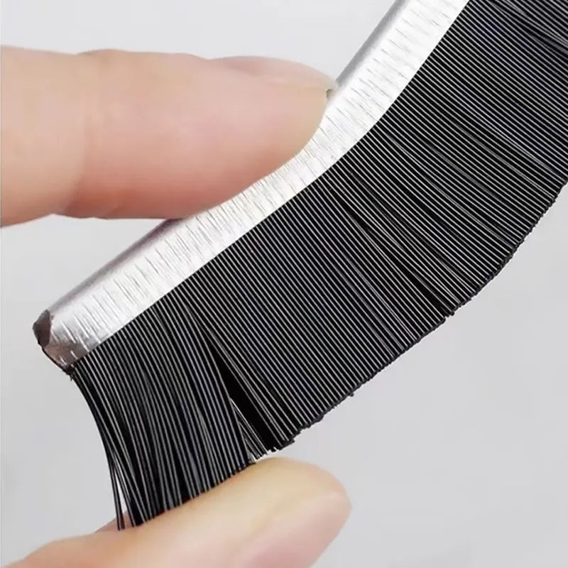 CREVICE CLEANING BRUSH