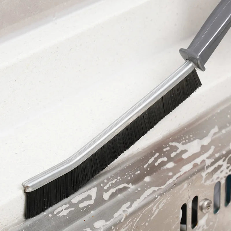 CREVICE CLEANING BRUSH