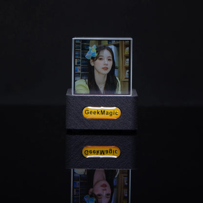 GeekMagic Crystal Cube Photo Display!